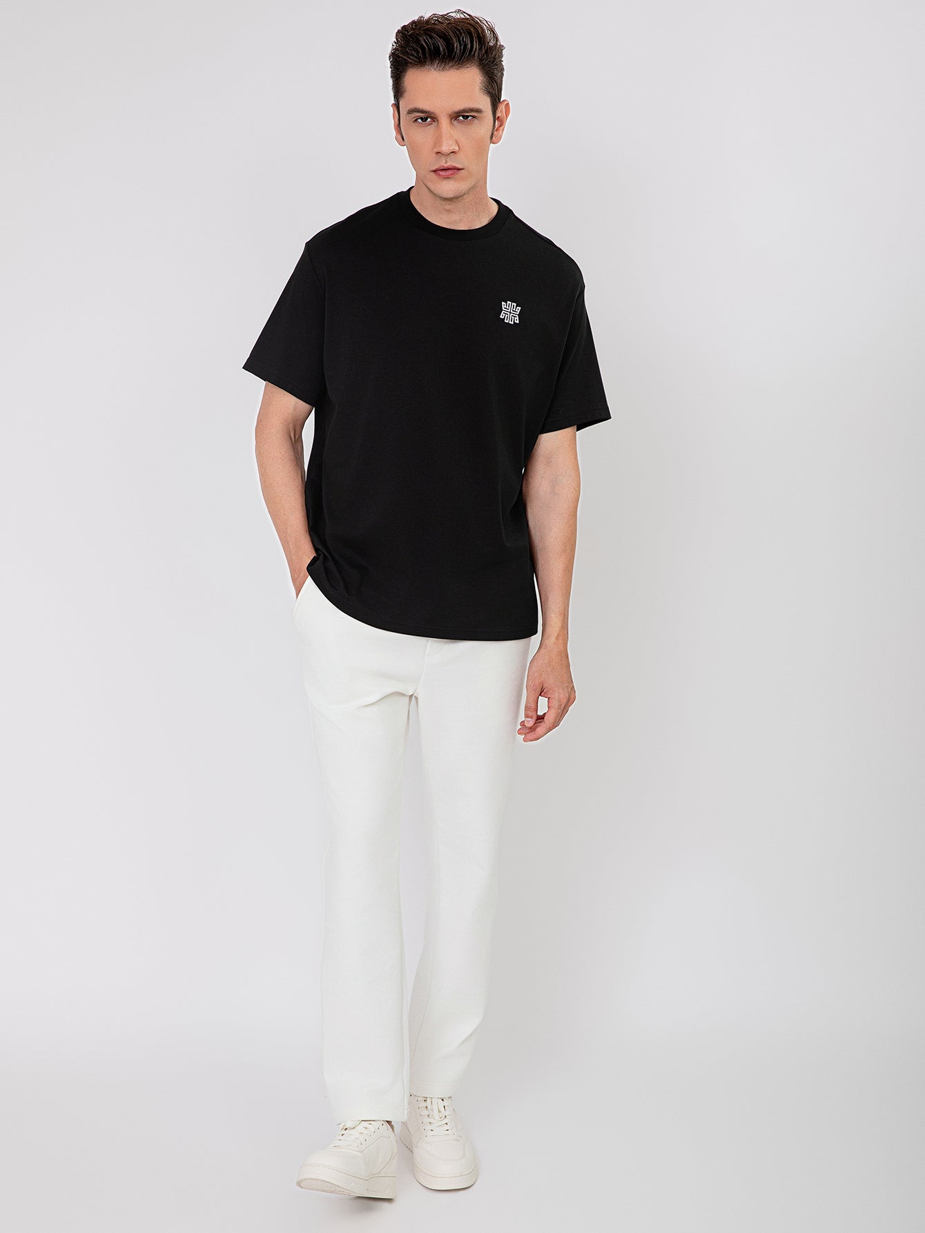 2 PACK ARTISAN TEES (WHITE AND BLACK)