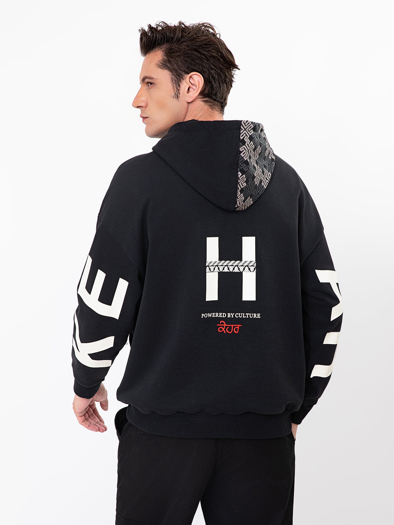 ARTISAN HERITAGE HOODIE BLACK