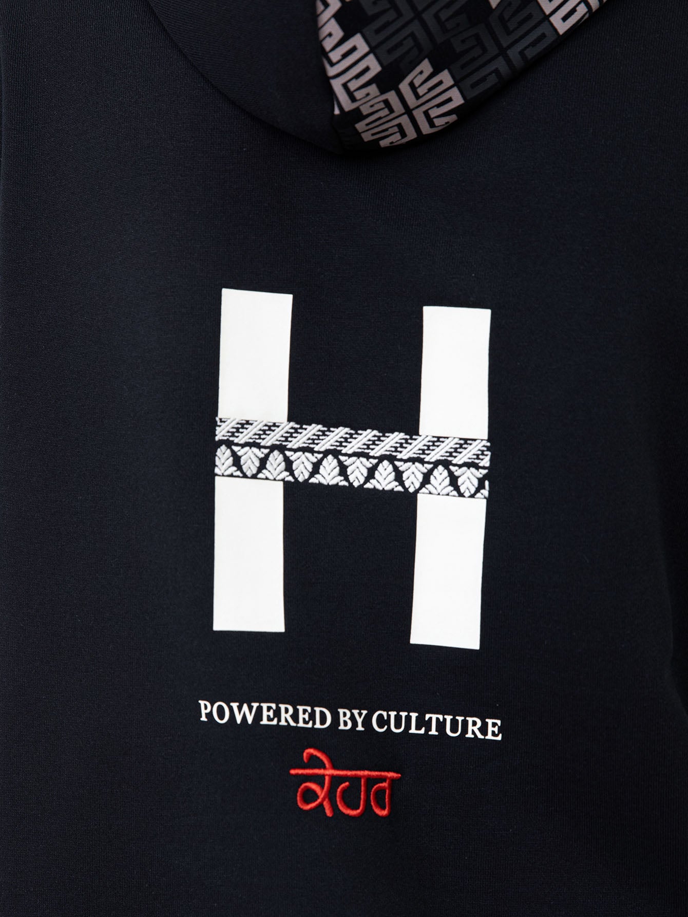 ARTISAN HERITAGE HOODIE BLACK